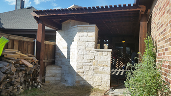 Natural stone walls in dallas